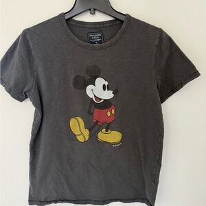 A&F Men’s Disney Mickey Mouse Distressed Ribbed T-shirt Tee Abercrombie XS